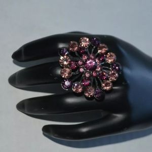 Fashion Ring Silver with Purple Rhinestone.